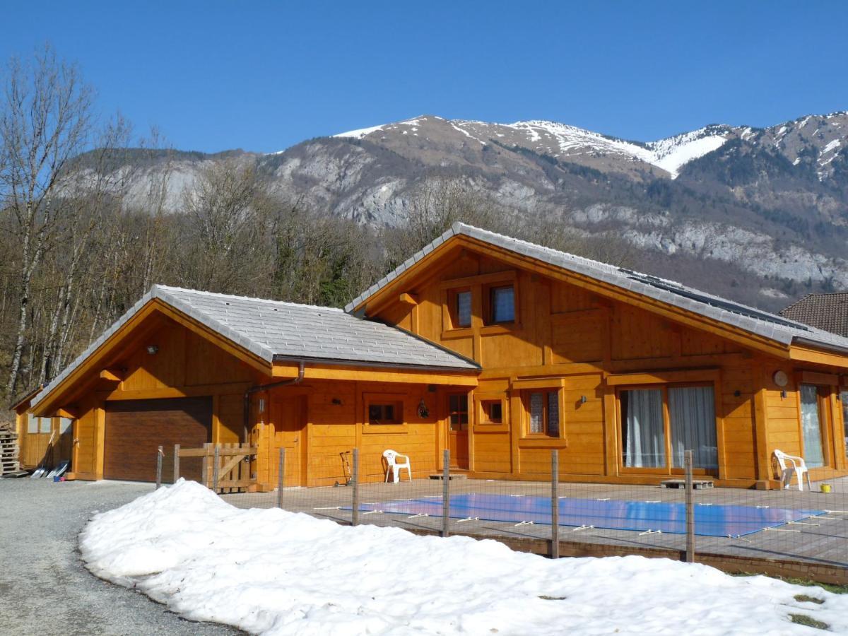 Chalet Aux 3 Biches Mieussy Exterior foto